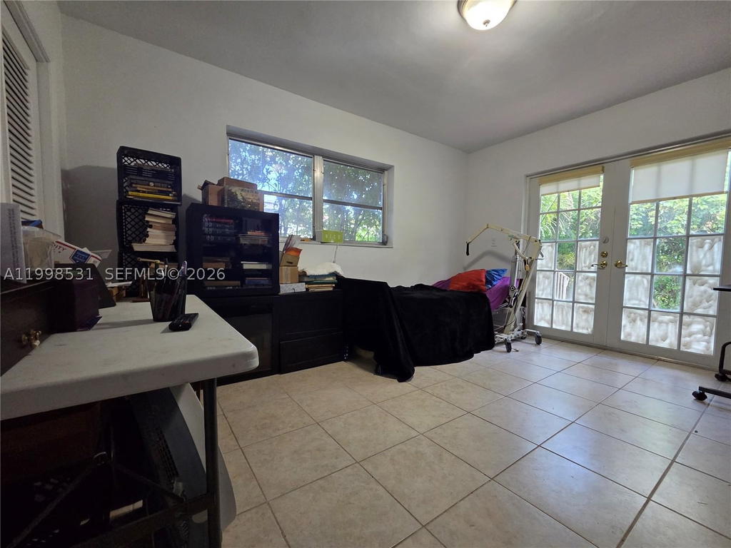 Real estate property located at 345 Malaga Ave, Miami-dade, Coral Gables Crafts Sec, Coral Gables, FL