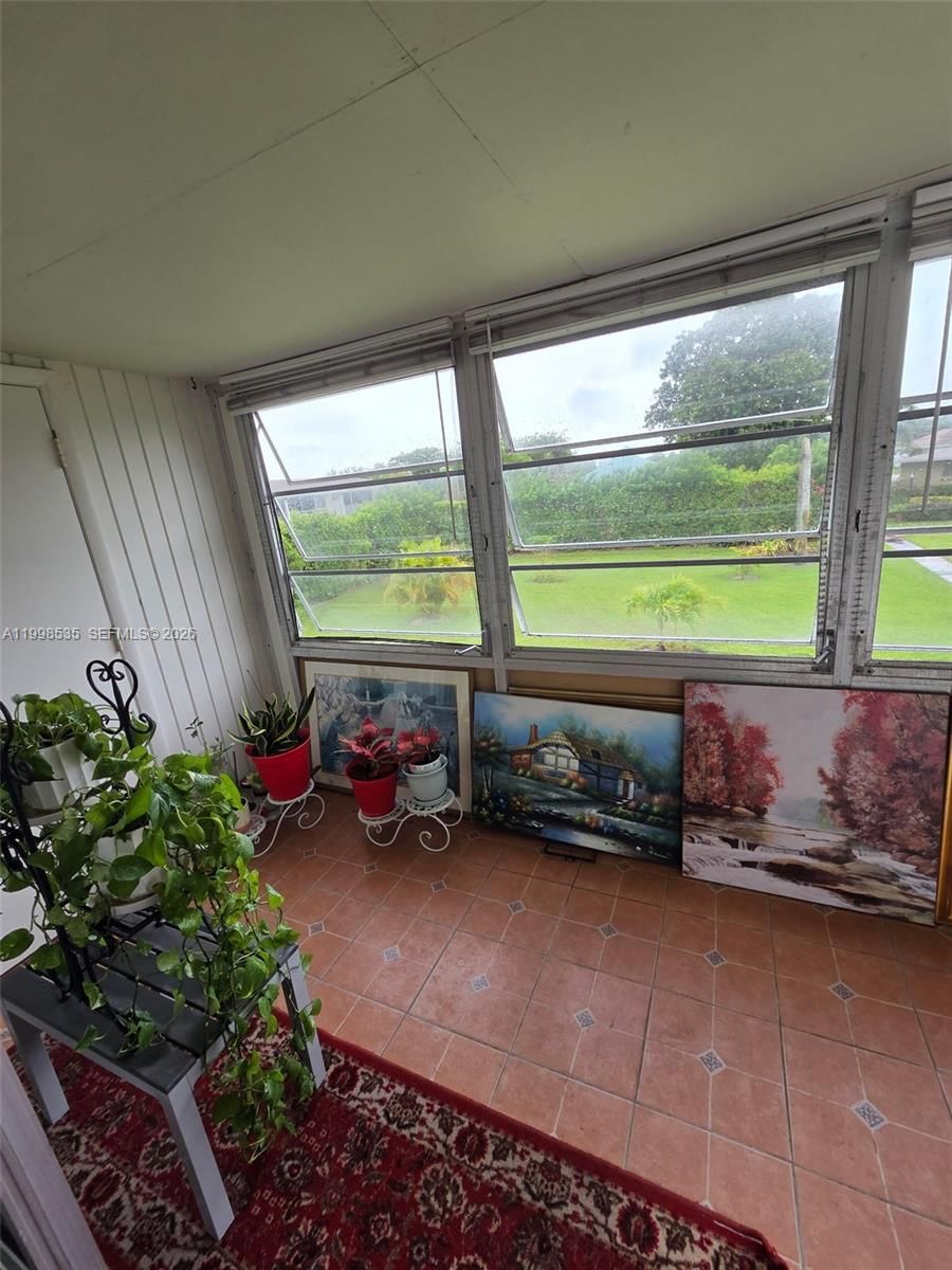 Real estate property located at 410 17th Ave #203, Palm Beach, Four Sea Suns Condo, Boynton Beach, FL