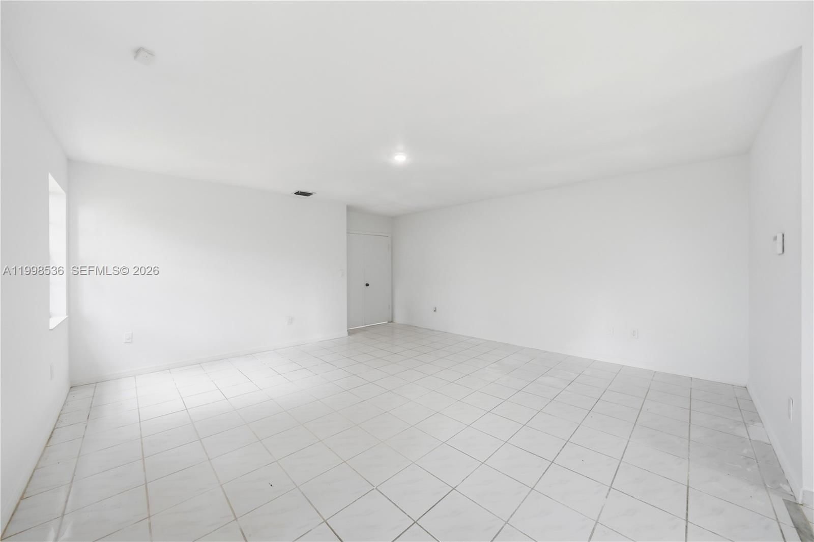 Real estate property located at 4540 151st Pl, Miami-dade, The Mansions, Miami, FL