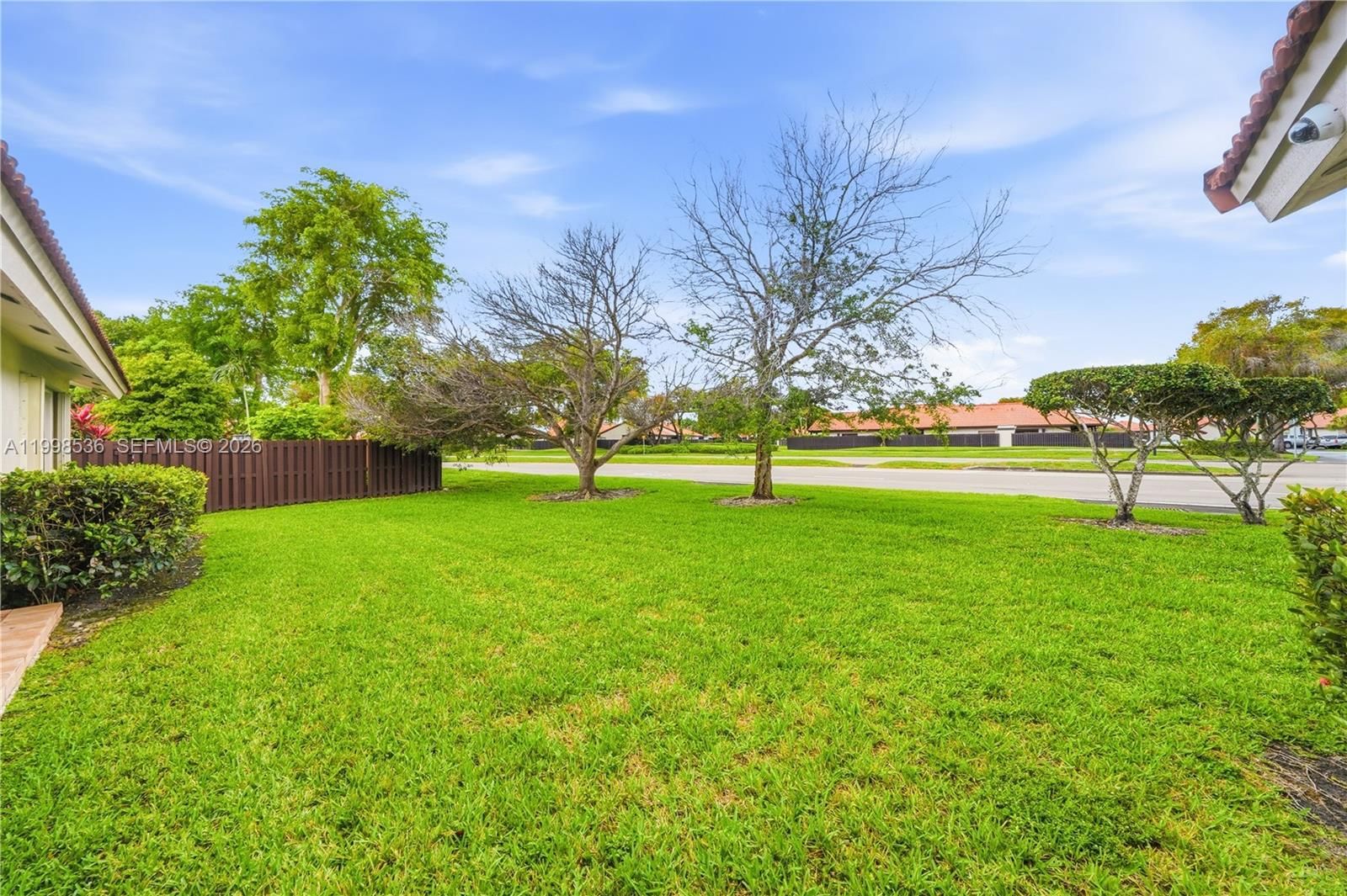 Real estate property located at 4540 151st Pl, Miami-dade, The Mansions, Miami, FL