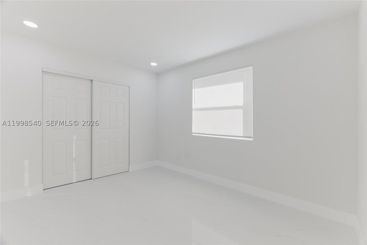 Real estate property located at 3110 34th Ave, Broward, Lake Forest Sec 4, West Park, FL