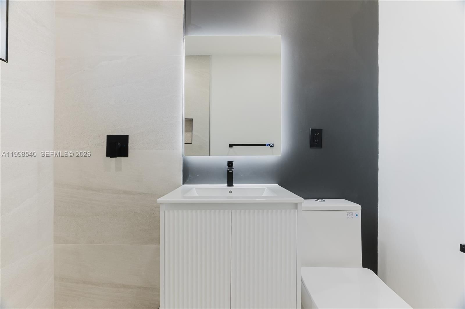 Real estate property located at 3110 34th Ave, Broward, Lake Forest Sec 4, West Park, FL