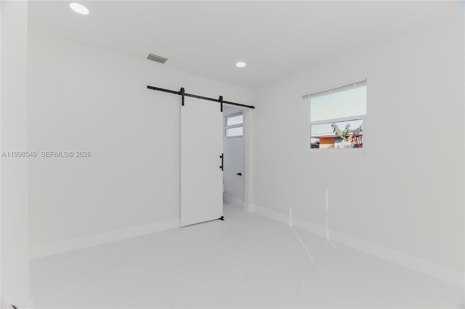 Real estate property located at 3110 34th Ave, Broward, Lake Forest Sec 4, West Park, FL