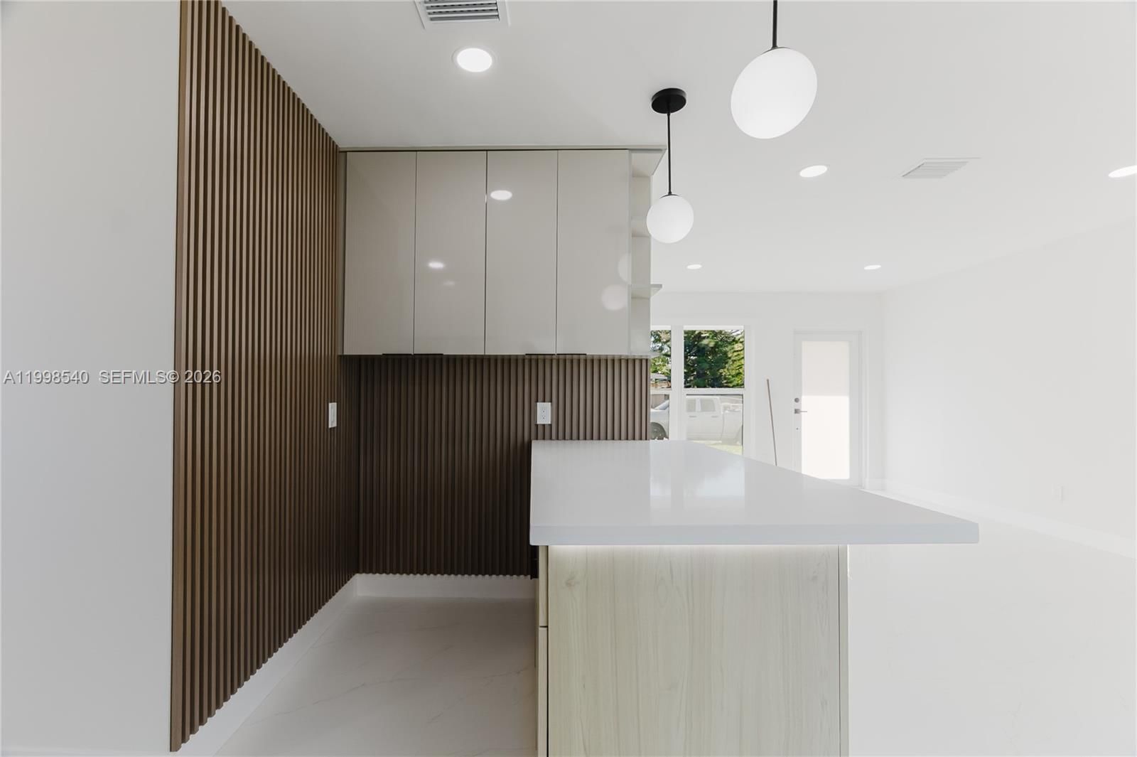 Real estate property located at 3110 34th Ave, Broward, Lake Forest Sec 4, West Park, FL