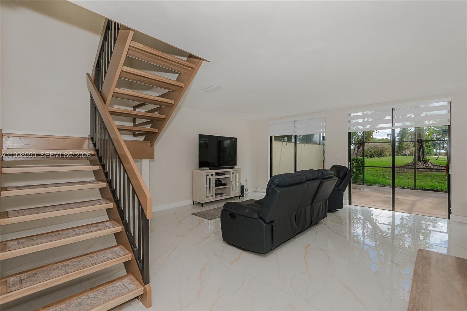 Real estate property located at 3325 Torremolinos Ave C-44, Miami-dade, Costa Del Sol Condo O, Doral, FL