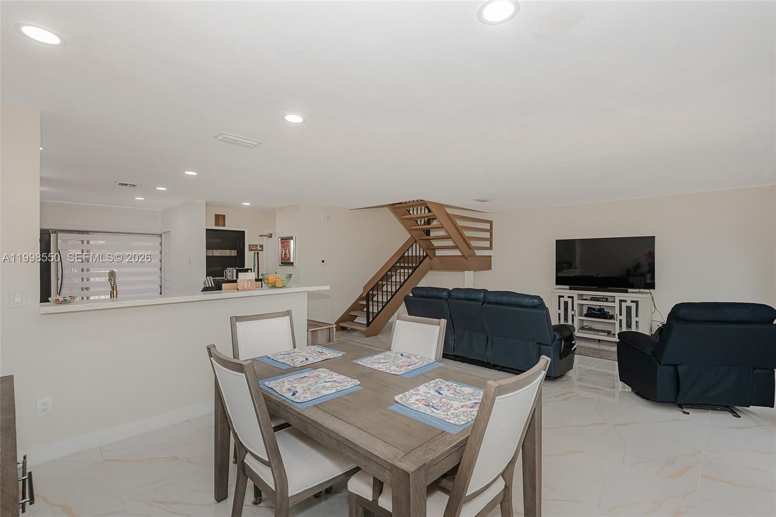 Real estate property located at 3325 Torremolinos Ave C-44, Miami-dade, Costa Del Sol Condo O, Doral, FL