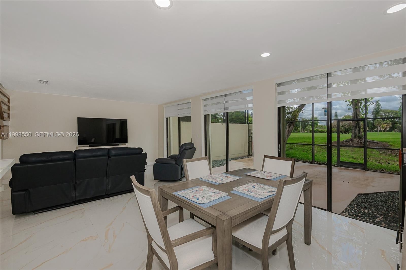 Real estate property located at 3325 Torremolinos Ave C-44, Miami-dade, Costa Del Sol Condo O, Doral, FL