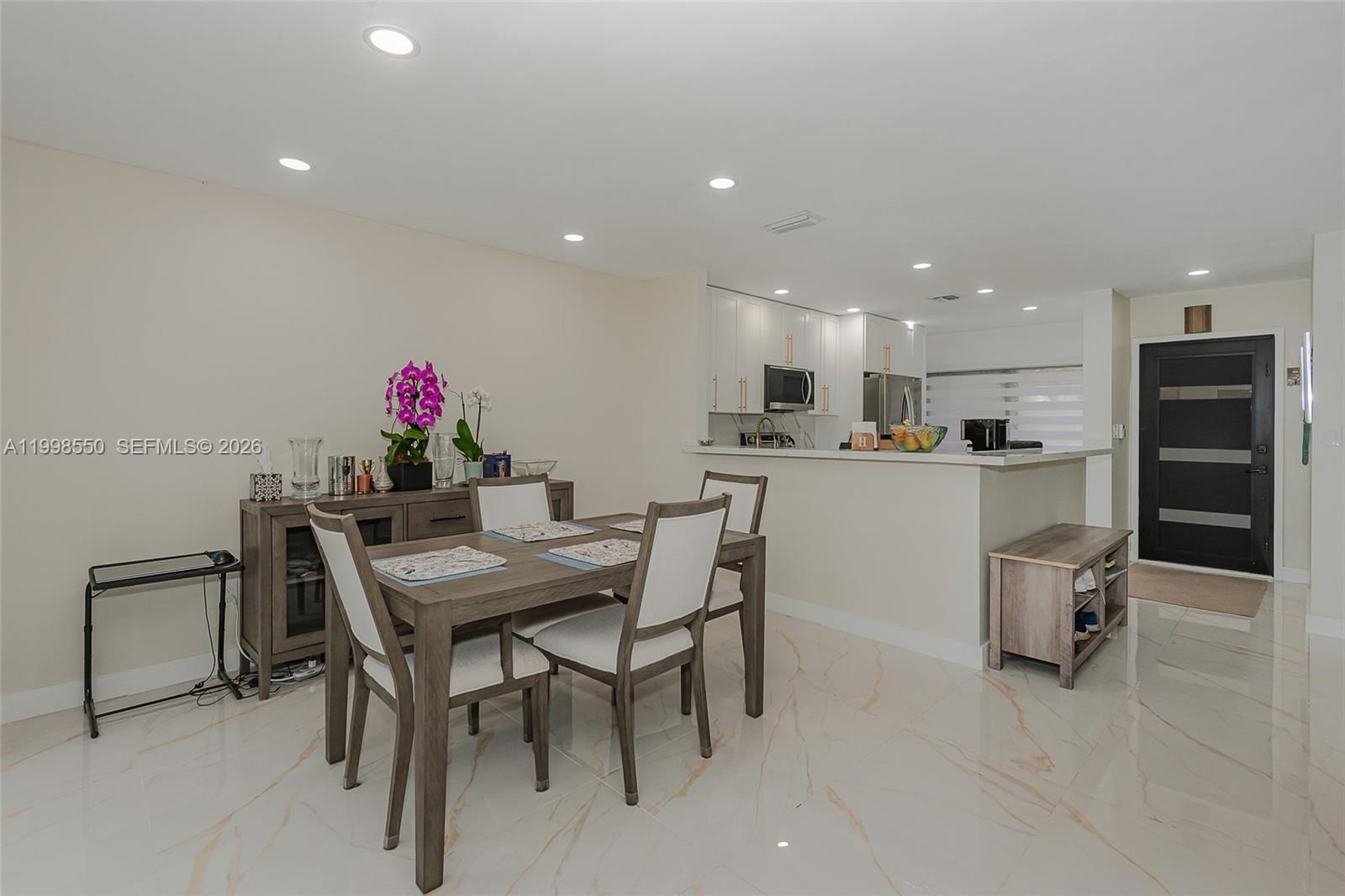 Real estate property located at 3325 Torremolinos Ave C-44, Miami-dade, Costa Del Sol Condo O, Doral, FL