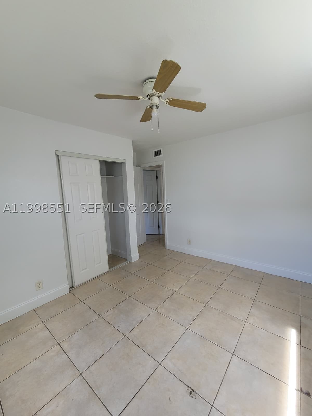 Real estate property located at 241 9th Ave #104, Broward, Ocean Drive Estates Condo, Pompano Beach, FL