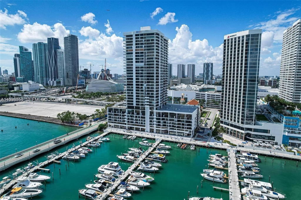 Real estate property located at 555 15th St #26J, Miami-dade, Venetia Condo, Miami, FL