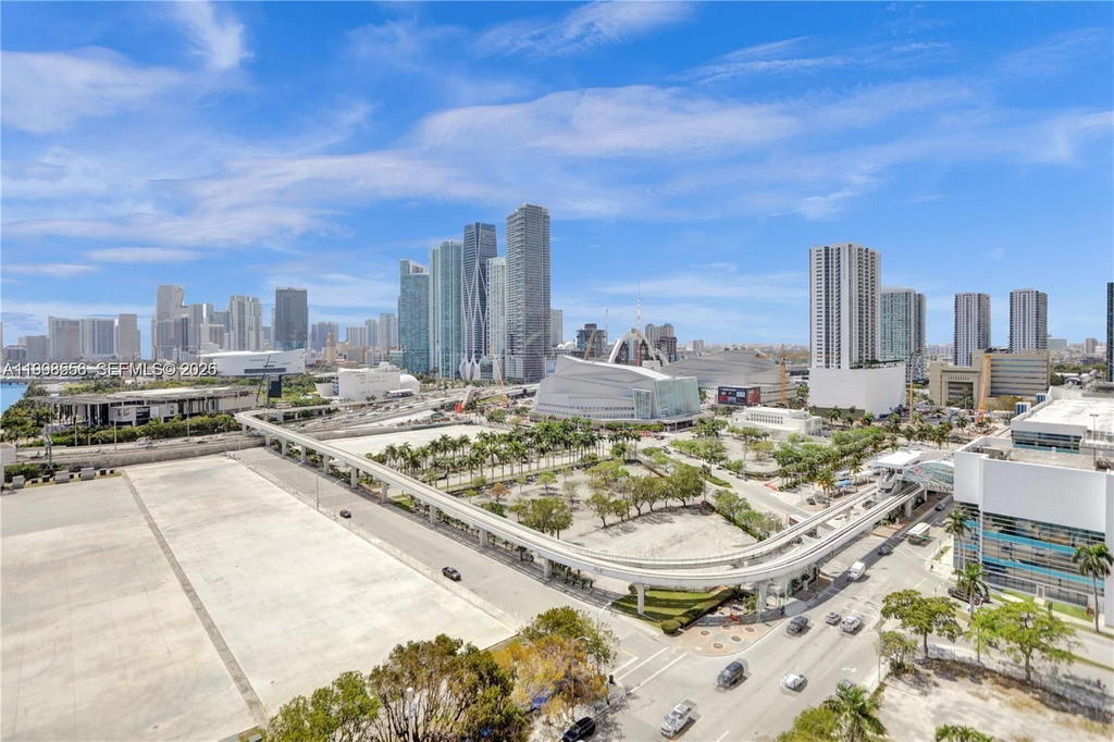 Real estate property located at 555 15th St #26J, Miami-dade, Venetia Condo, Miami, FL
