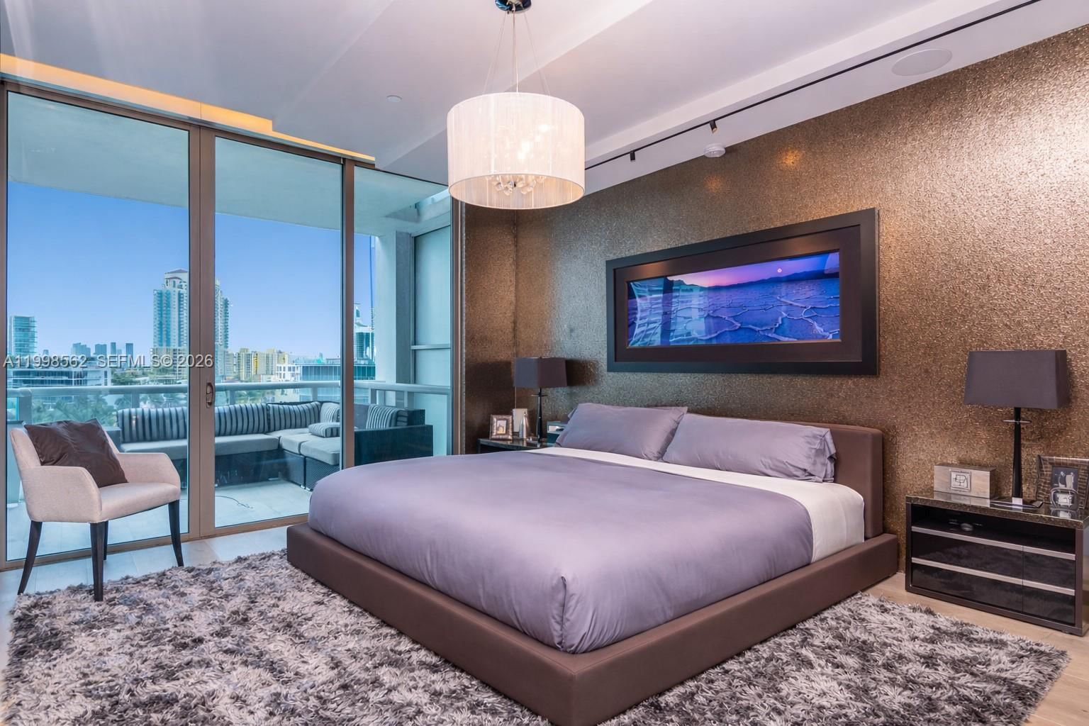 Real estate property located at 50 Pointe Dr #905, Miami-dade, Continuum On South Beach, Miami Beach, FL