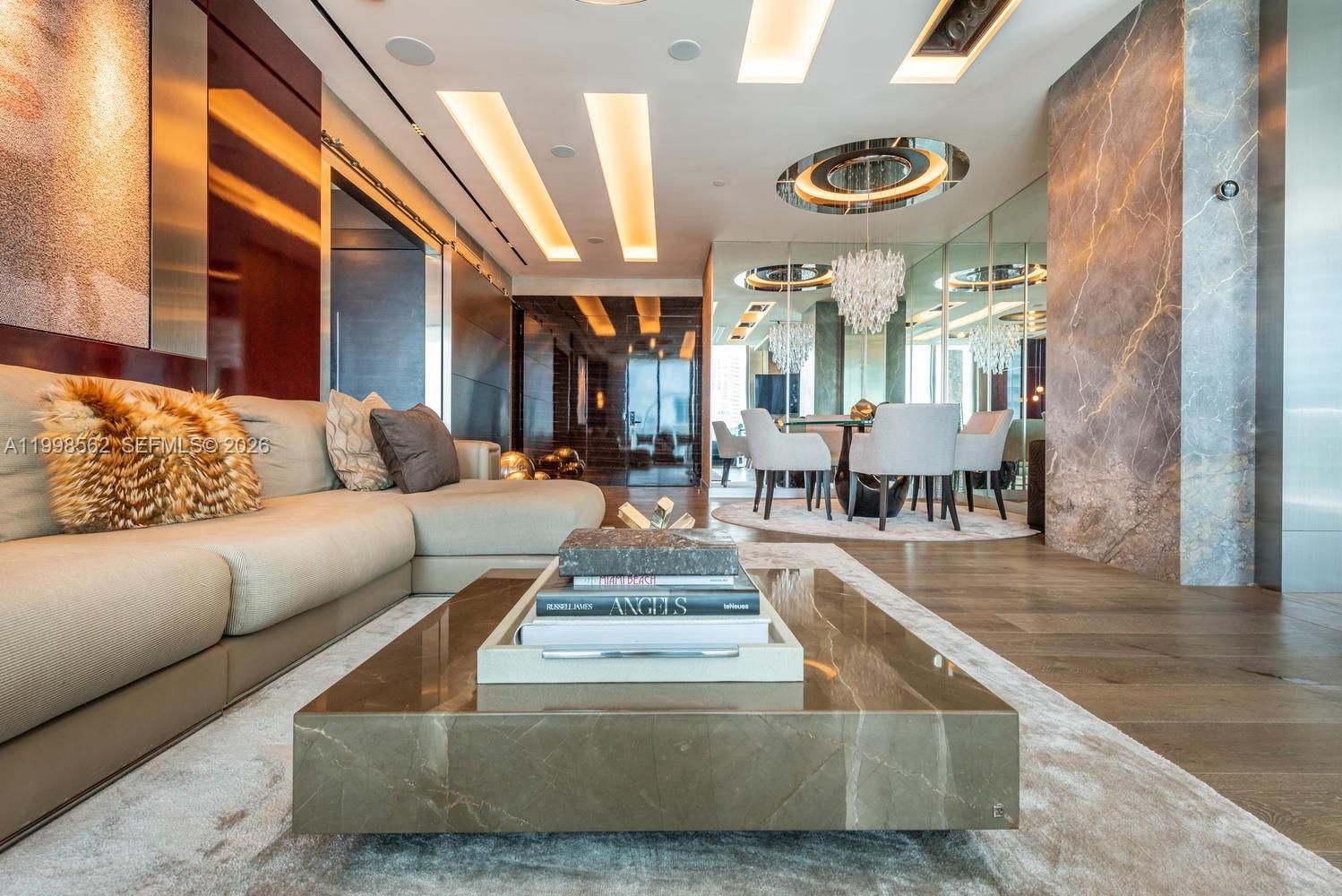 Real estate property located at 50 Pointe Dr #905, Miami-dade, Continuum On South Beach, Miami Beach, FL