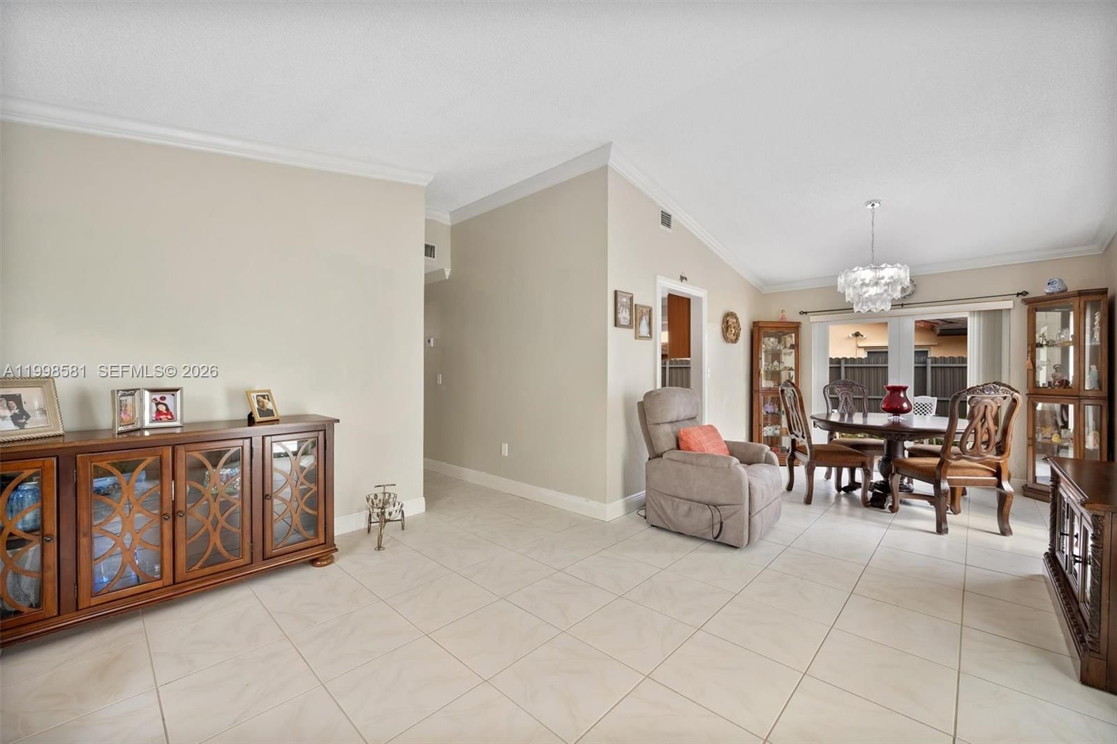 Real estate property located at 4218 138th Ct, Miami-dade, Bent Tree Sec 3, Miami, FL