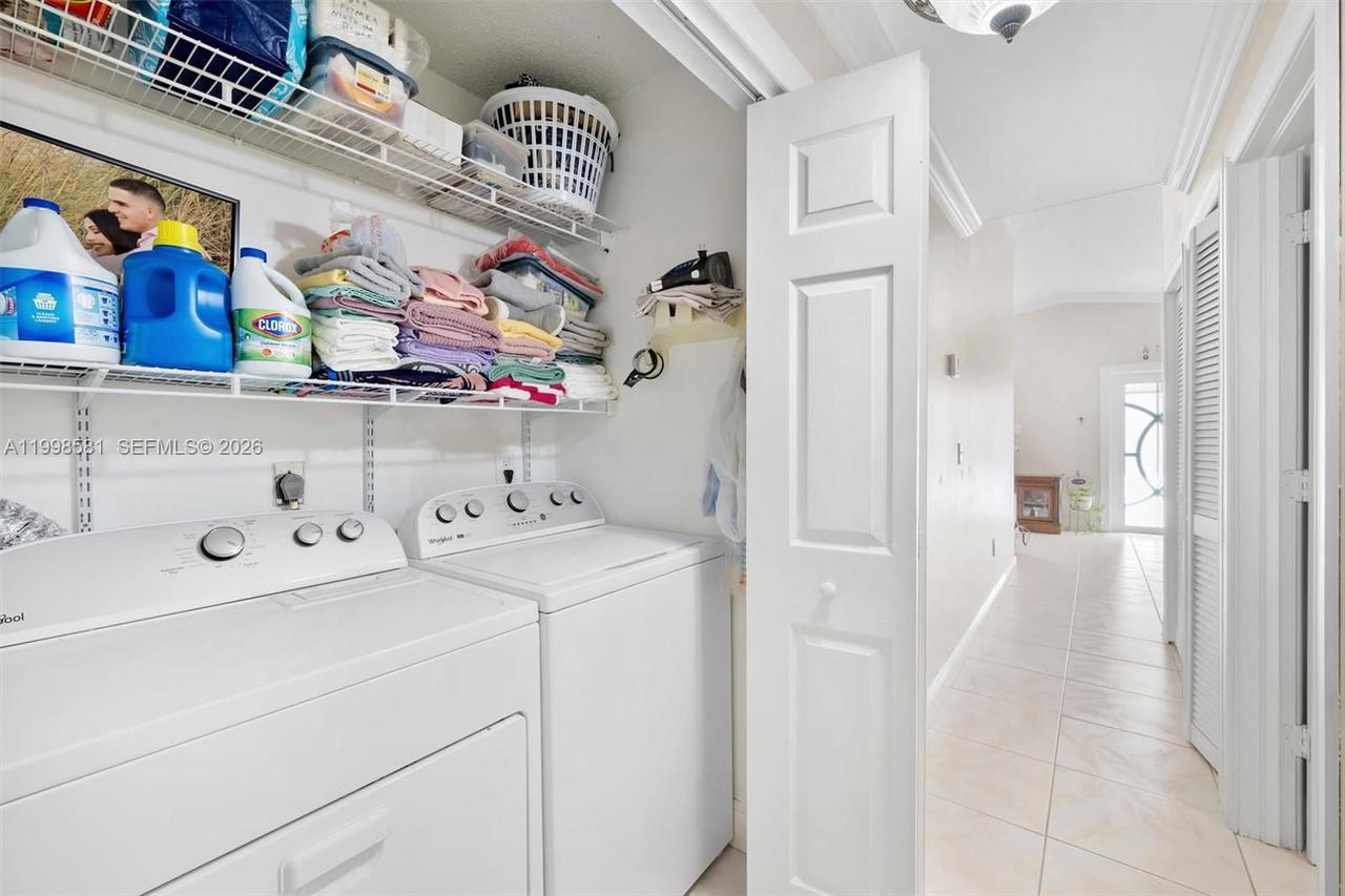 Real estate property located at 4218 138th Ct, Miami-dade, Bent Tree Sec 3, Miami, FL