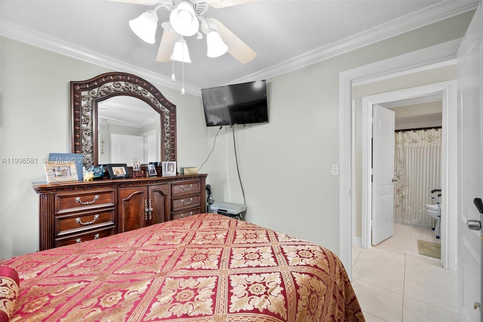 Real estate property located at 4218 138th Ct, Miami-dade, Bent Tree Sec 3, Miami, FL