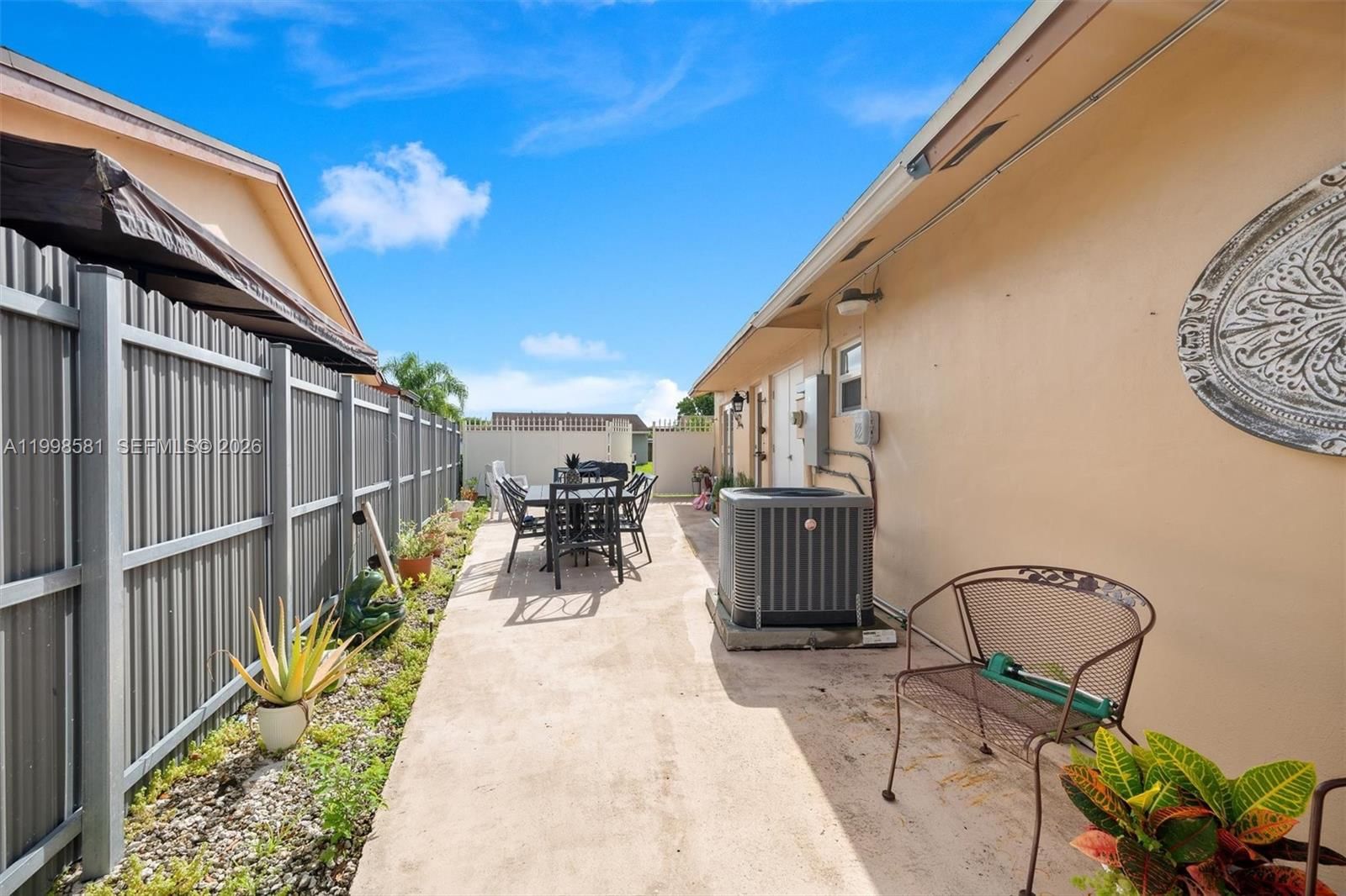 Real estate property located at 4218 138th Ct, Miami-dade, Bent Tree Sec 3, Miami, FL