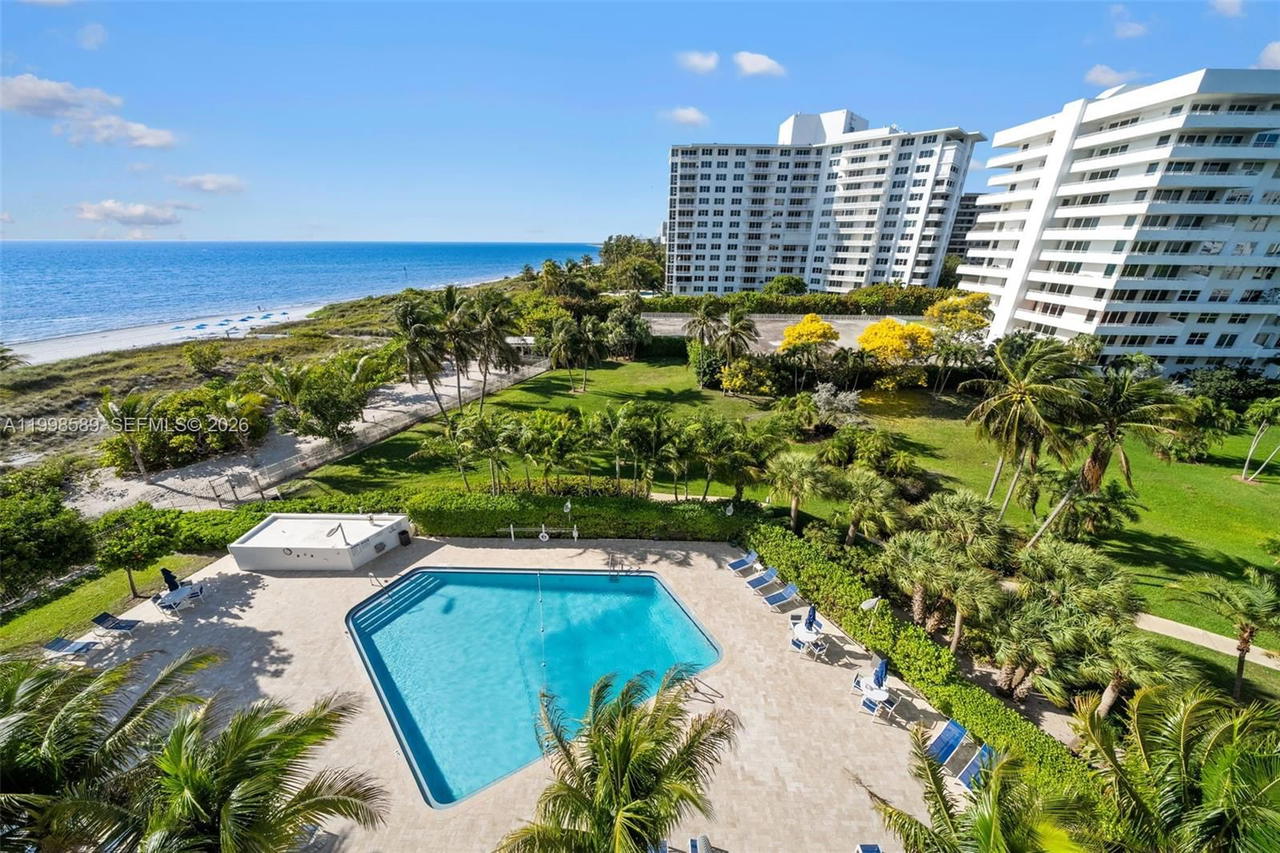 Real estate property located at 177 Ocean Lane Dr #703, Miami-dade, Key Biscayne Commodore Cl, Key Biscayne, FL