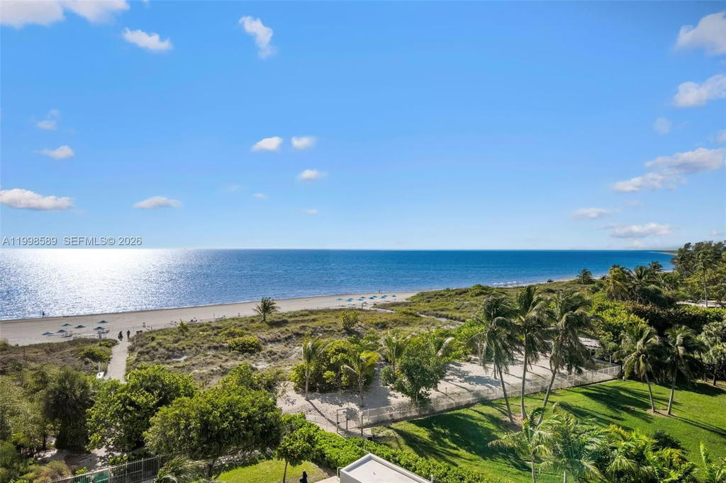 Real estate property located at 177 Ocean Lane Dr #703, Miami-dade, Key Biscayne Commodore Cl, Key Biscayne, FL