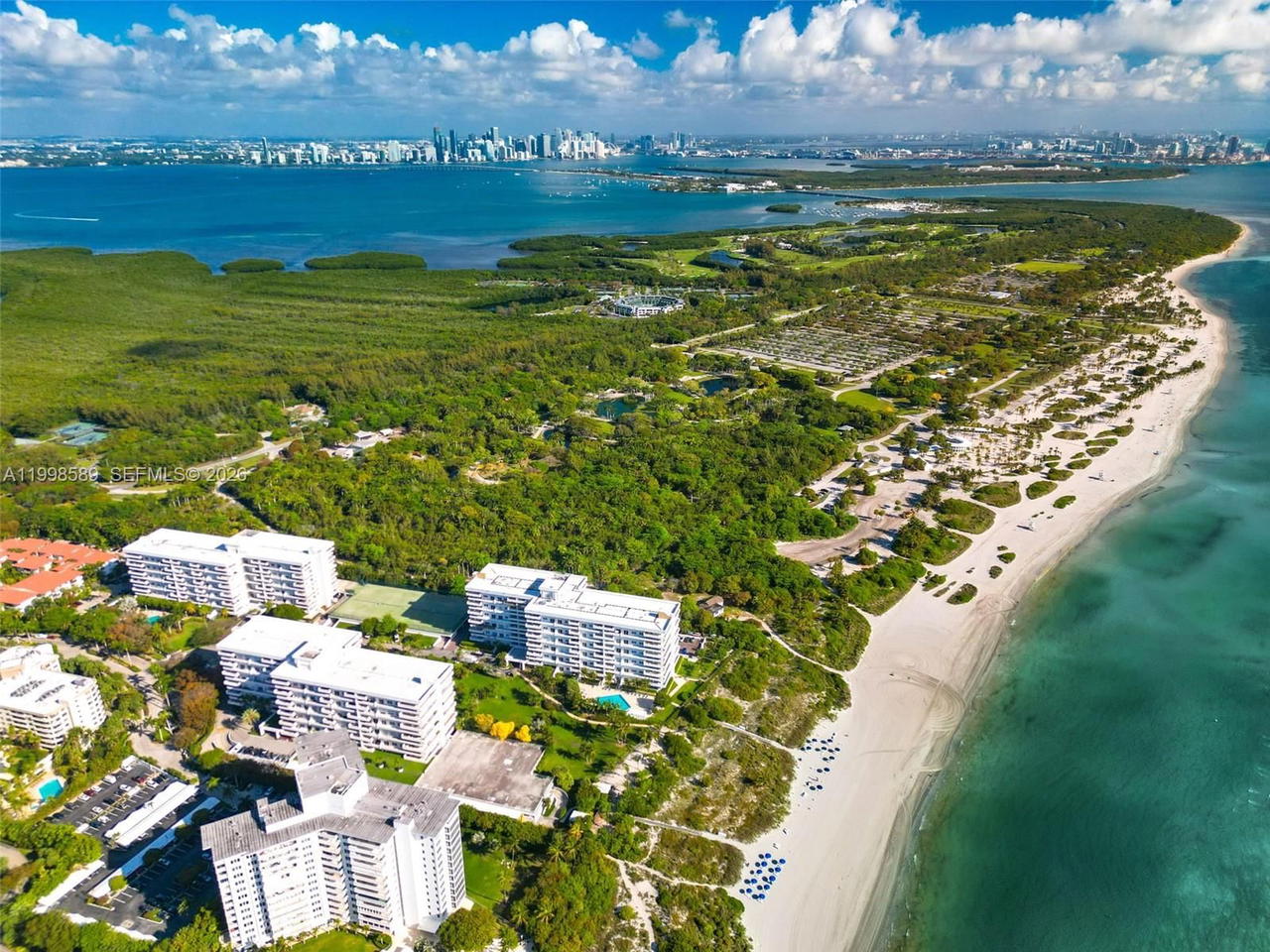 Real estate property located at 177 Ocean Lane Dr #703, Miami-dade, Key Biscayne Commodore Cl, Key Biscayne, FL