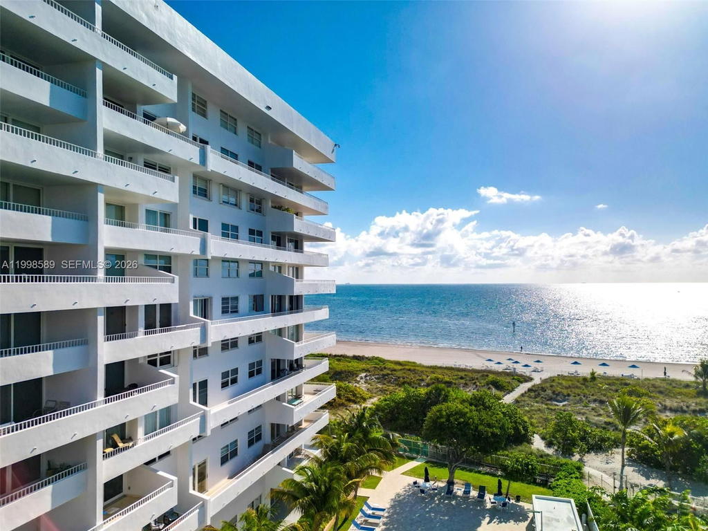 Real estate property located at 177 Ocean Lane Dr #703, Miami-dade, Key Biscayne Commodore Cl, Key Biscayne, FL