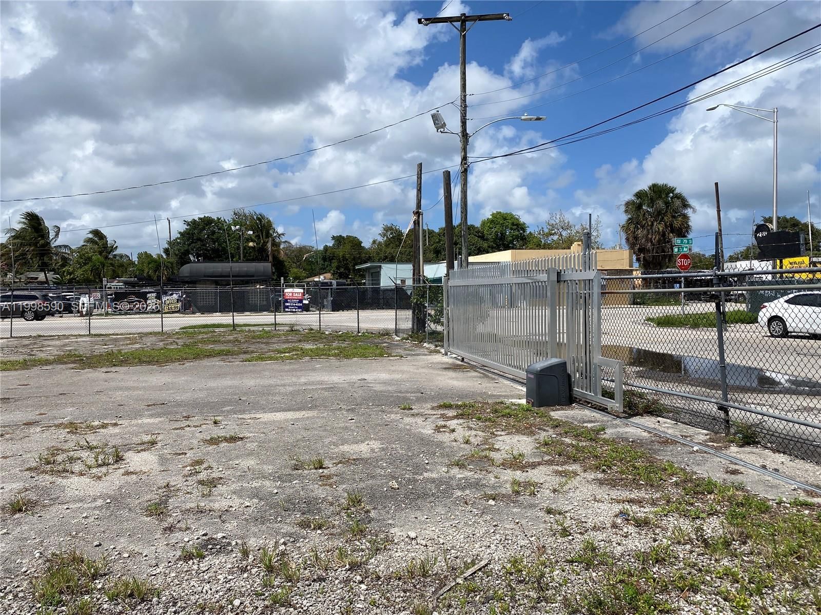 Real estate property located at 300 79th St, Miami-dade, Estelle Park No 2, Miami, FL