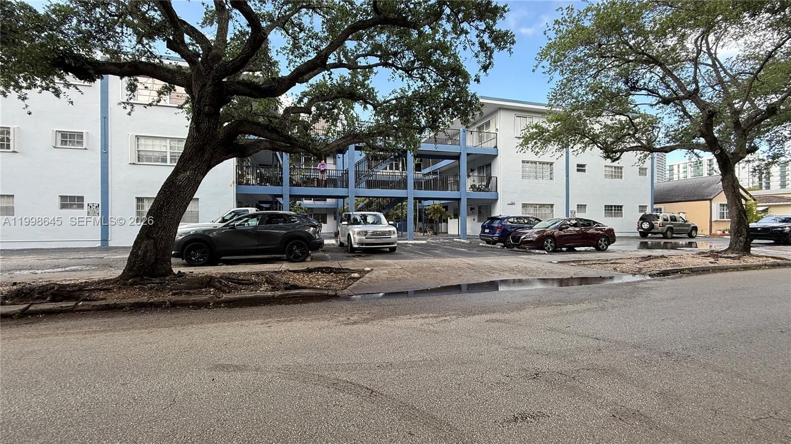 Real estate property located at 1943 Monroe St #306A, Broward, Barclay Arms Condo, Hollywood, FL