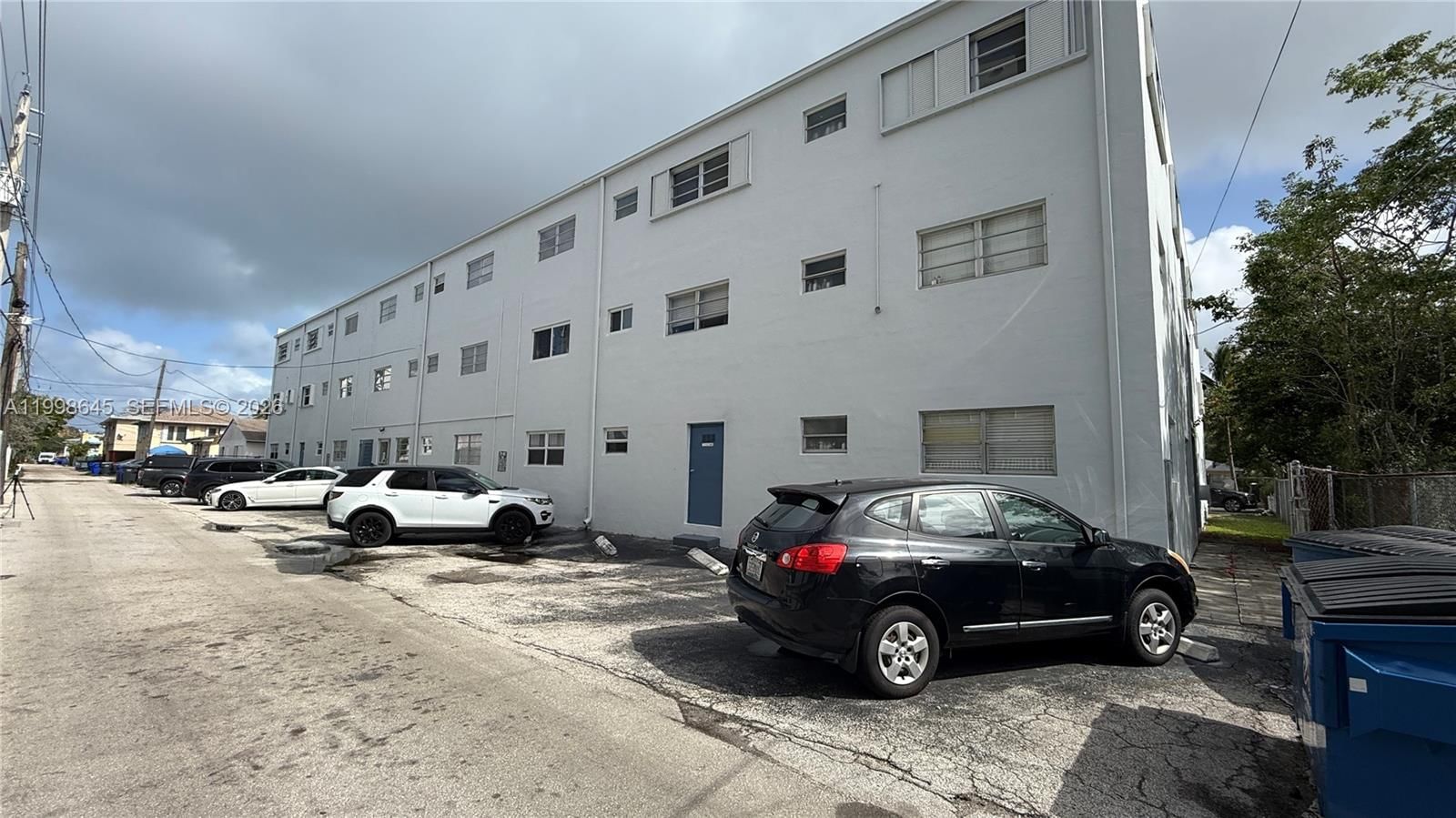 Real estate property located at 1943 Monroe St #306A, Broward, Barclay Arms Condo, Hollywood, FL