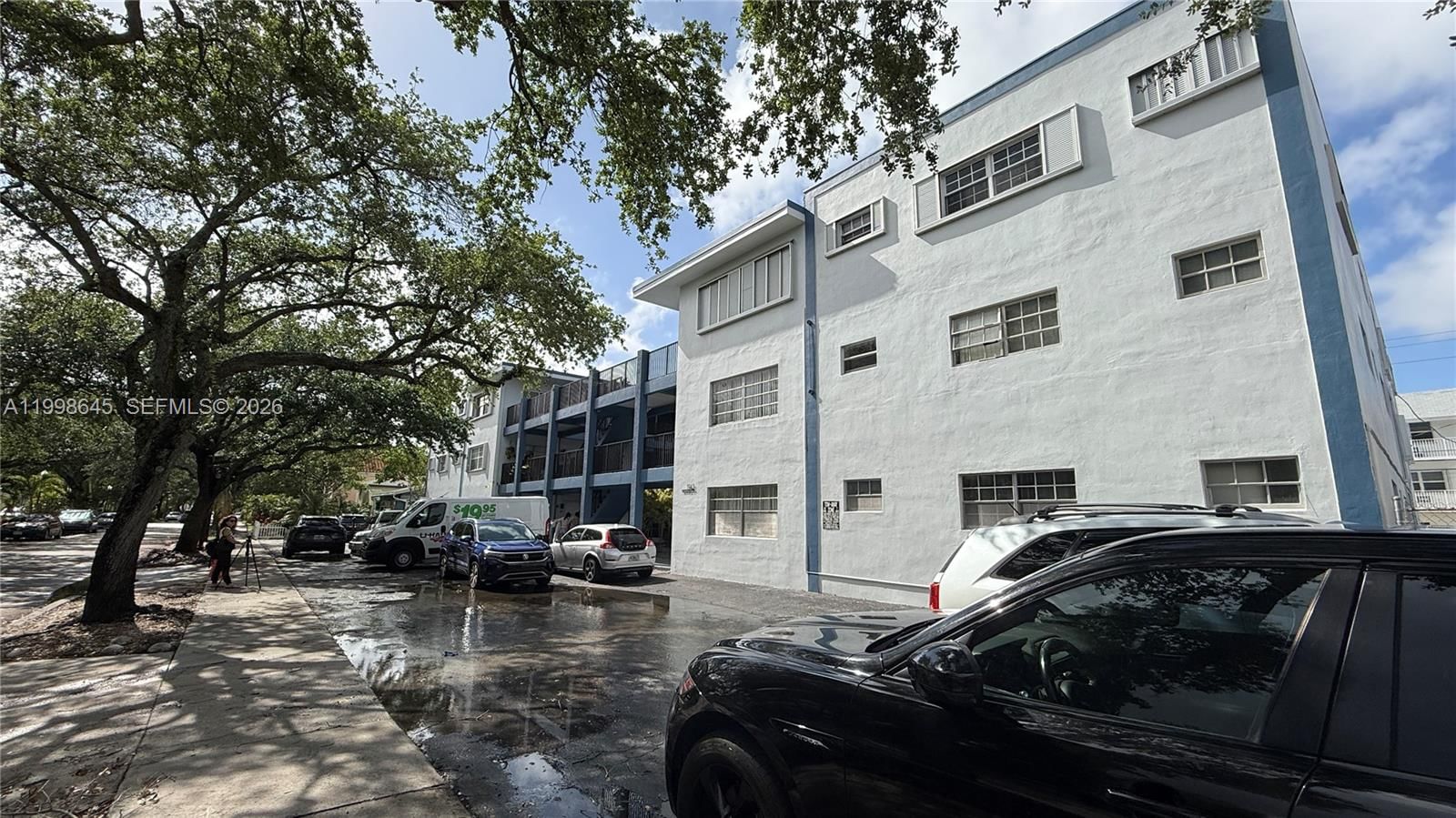 Real estate property located at 1943 Monroe St #306A, Broward, Barclay Arms Condo, Hollywood, FL