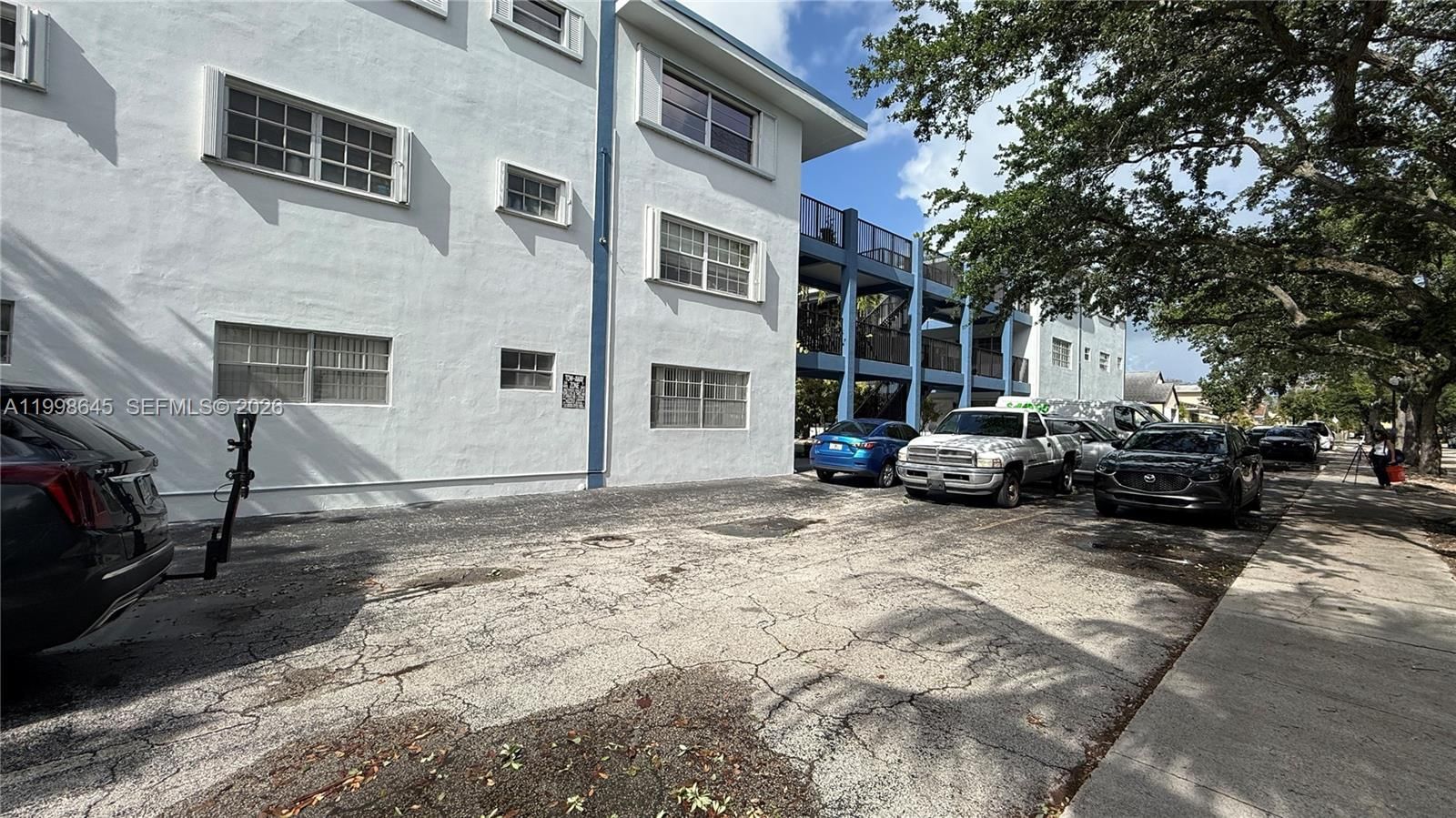 Real estate property located at 1943 Monroe St #306A, Broward, Barclay Arms Condo, Hollywood, FL