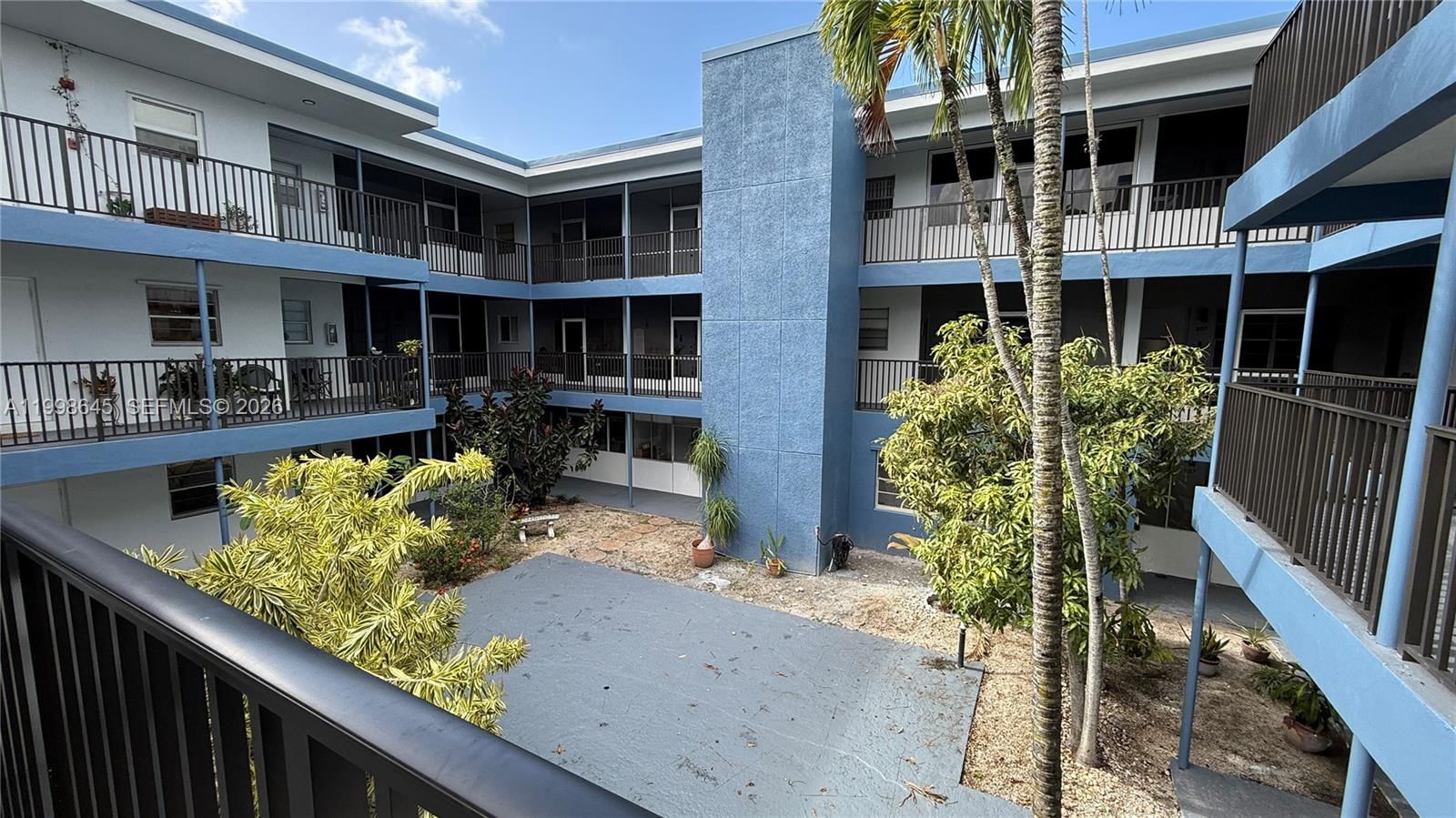 Real estate property located at 1943 Monroe St #306A, Broward, Barclay Arms Condo, Hollywood, FL