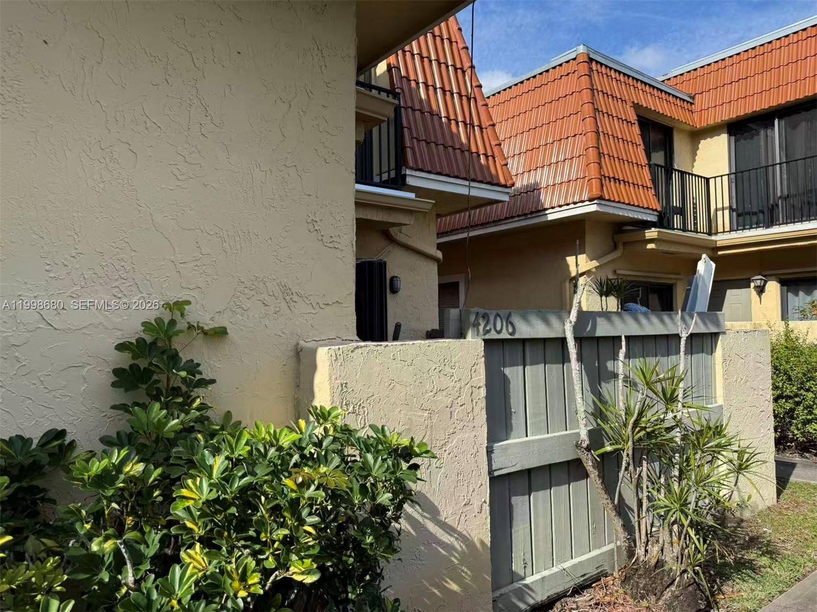 Real estate property located at 4206 114th Ter #06, Broward, Woodlake Village Townhome, Coral Springs, FL