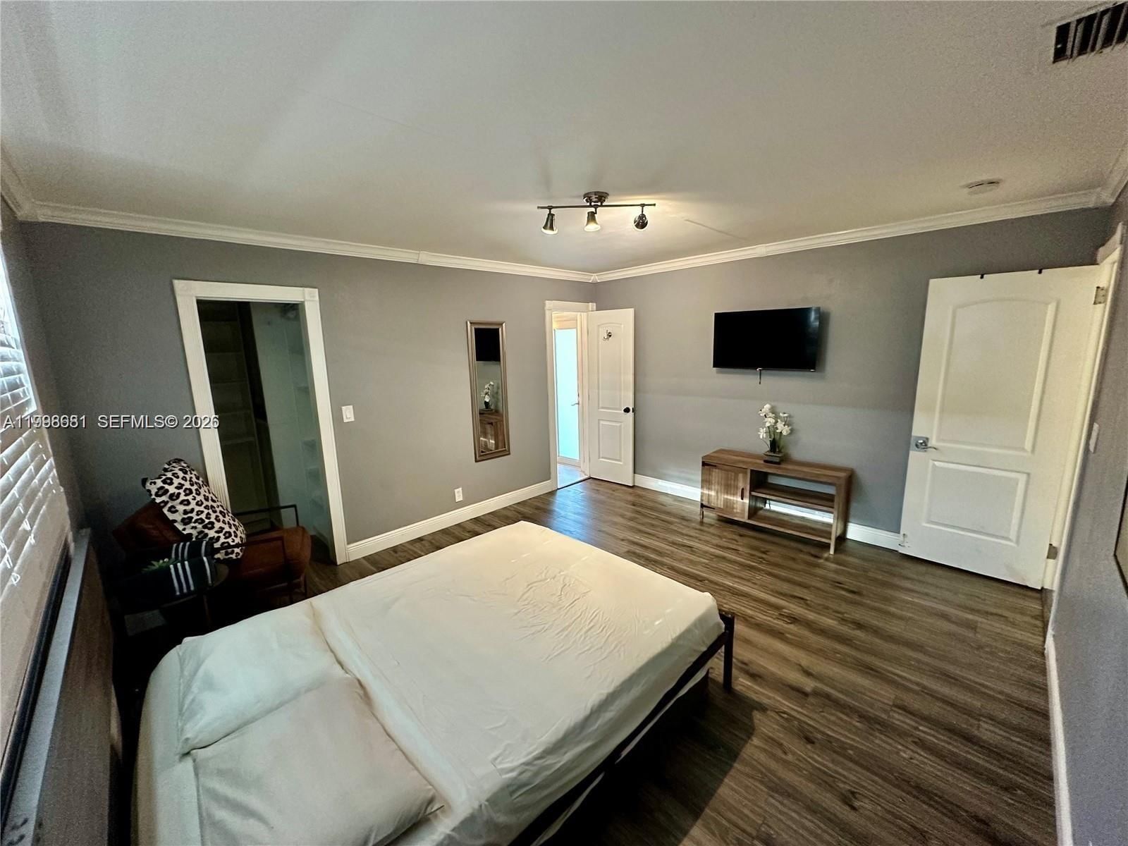 Real estate property located at 5424 Garfield St, Broward, Hollywood Hills Amen Plat, Hollywood, FL