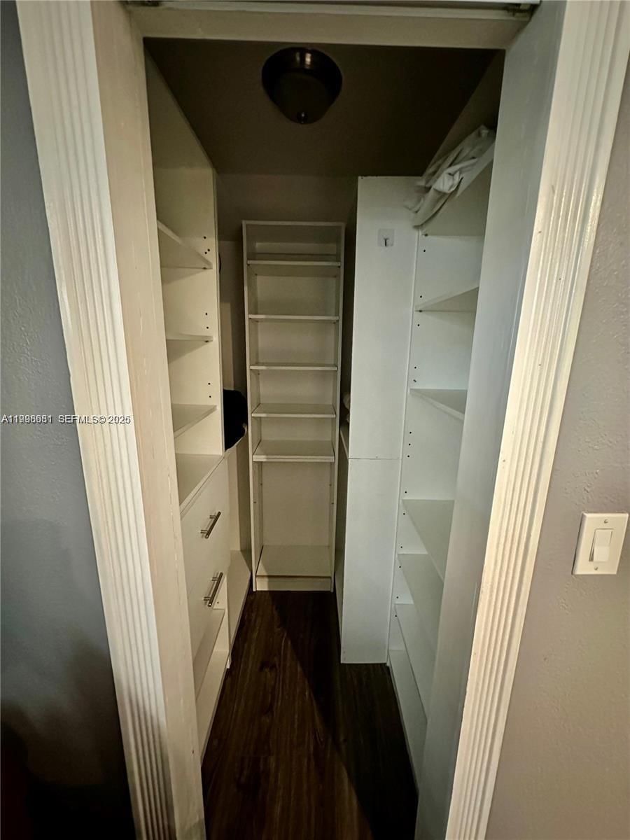 Real estate property located at 5424 Garfield St, Broward, Hollywood Hills Amen Plat, Hollywood, FL