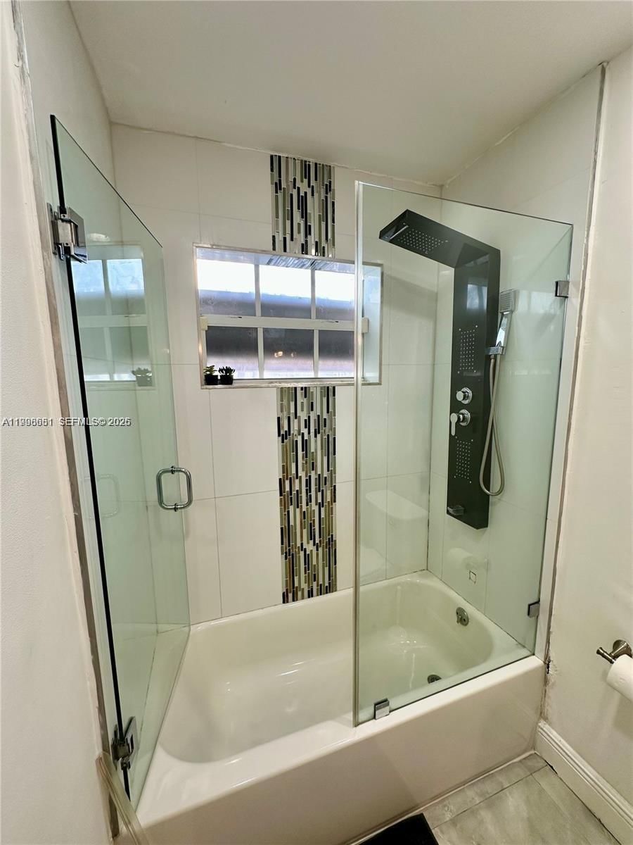 Real estate property located at 5424 Garfield St, Broward, Hollywood Hills Amen Plat, Hollywood, FL