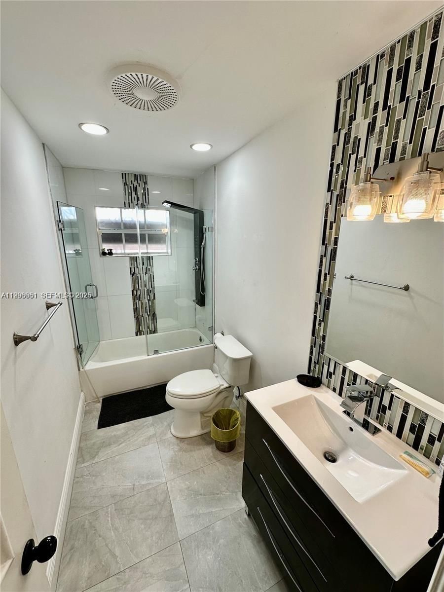 Real estate property located at 5424 Garfield St, Broward, Hollywood Hills Amen Plat, Hollywood, FL