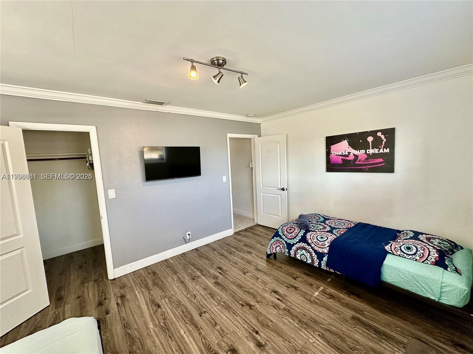 Real estate property located at 5424 Garfield St, Broward, Hollywood Hills Amen Plat, Hollywood, FL