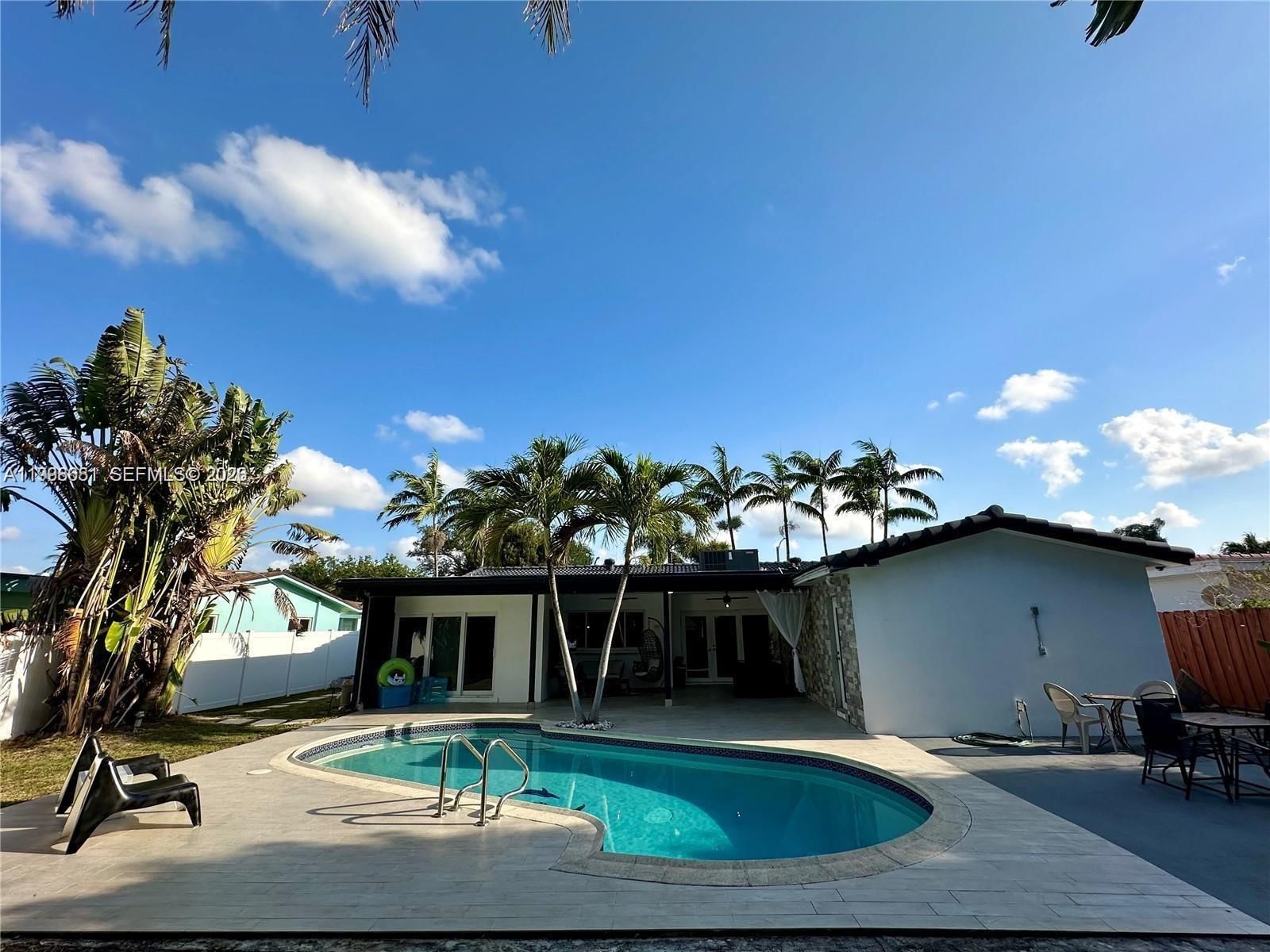 Real estate property located at 5424 Garfield St, Broward, Hollywood Hills Amen Plat, Hollywood, FL