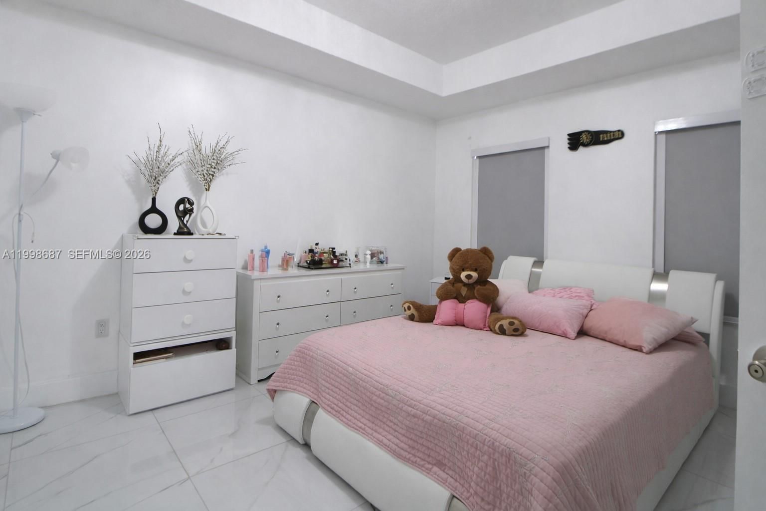 Real estate property located at 15045 38th Ter, Miami-dade, Kayla S Place, Miami, FL