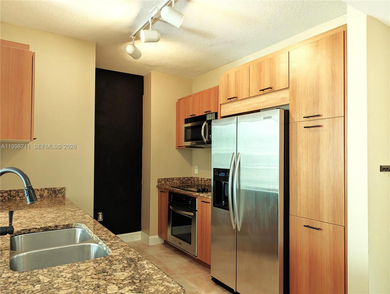 Real estate property located at 510 84th Ave #412, Broward, Veranda Condo, Plantation, FL