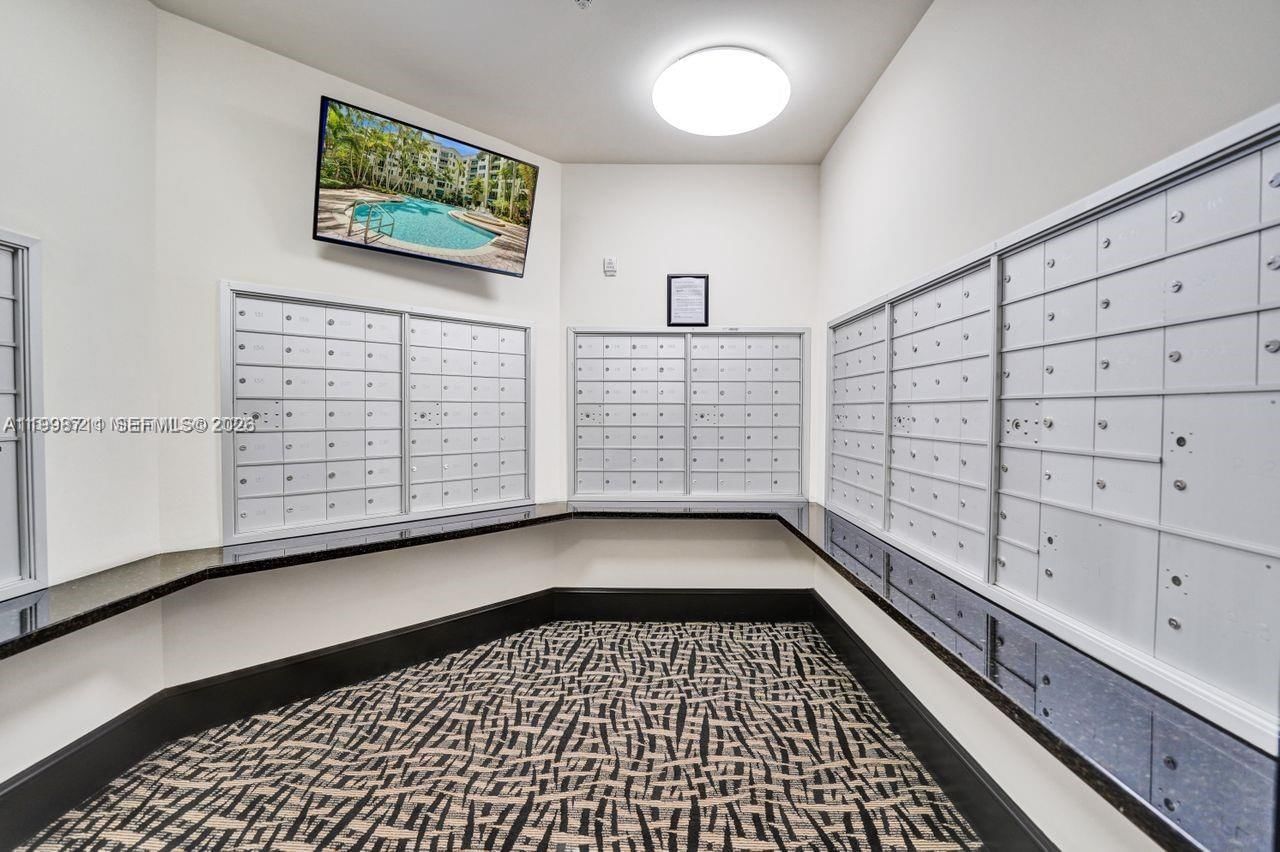 Real estate property located at 510 84th Ave #412, Broward, Veranda Condo, Plantation, FL