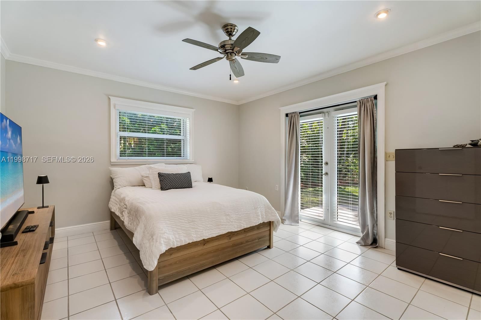 Real estate property located at 9830 69th Ave, Miami-dade, Patricia Manor, Pinecrest, FL