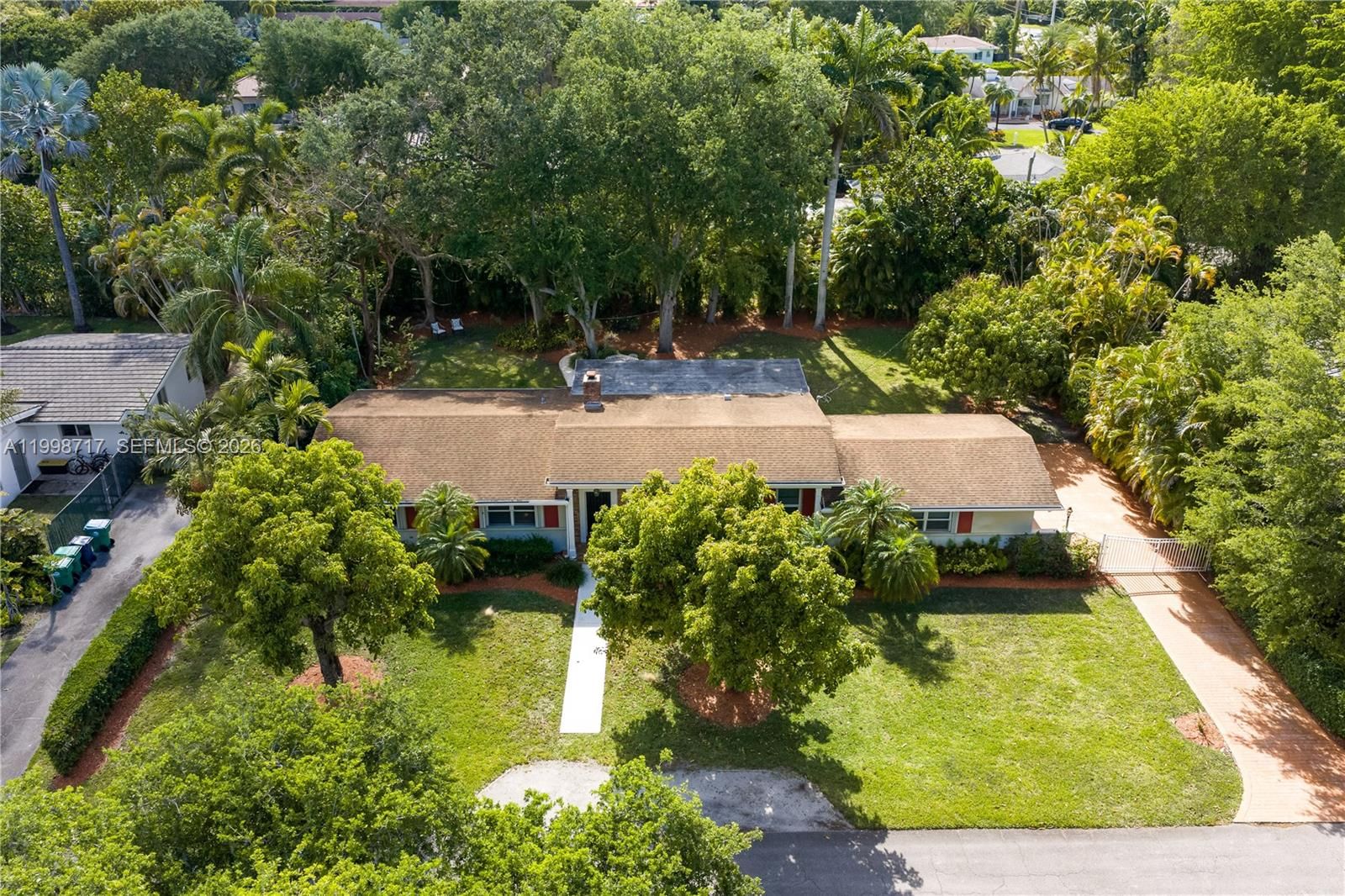 Real estate property located at 9830 69th Ave, Miami-dade, Patricia Manor, Pinecrest, FL