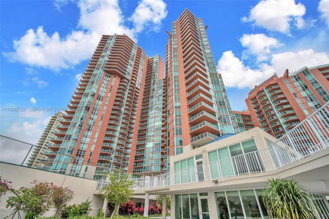 Real estate property located at 3370 Hidden Bay Dr #2407, Miami-dade, 100 Hidden Bay Condo, Aventura, FL