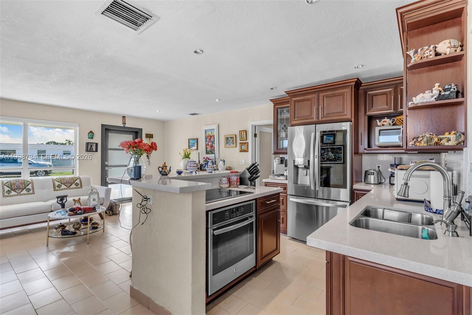 Real estate property located at 5100 116th Ave, Miami-dade, Westwood Lake 4th Addn, Miami, FL