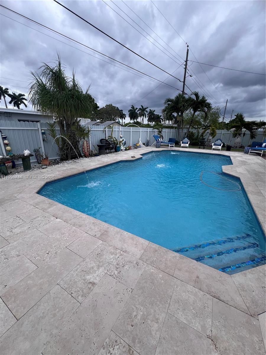 Real estate property located at 5100 116th Ave, Miami-dade, Westwood Lake 4th Addn, Miami, FL