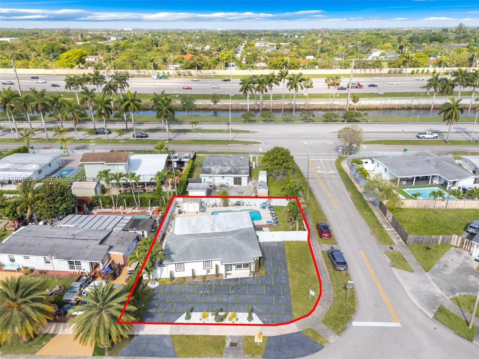 Real estate property located at 5100 116th Ave, Miami-dade, Westwood Lake 4th Addn, Miami, FL
