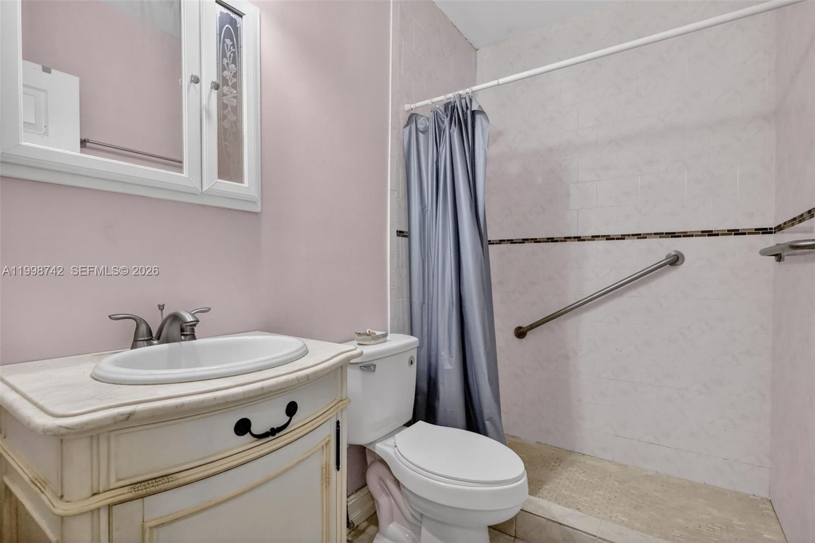 Real estate property located at 733 33rd St, Miami-dade, 2nd Rev Pl Of Industrial, Hialeah, FL