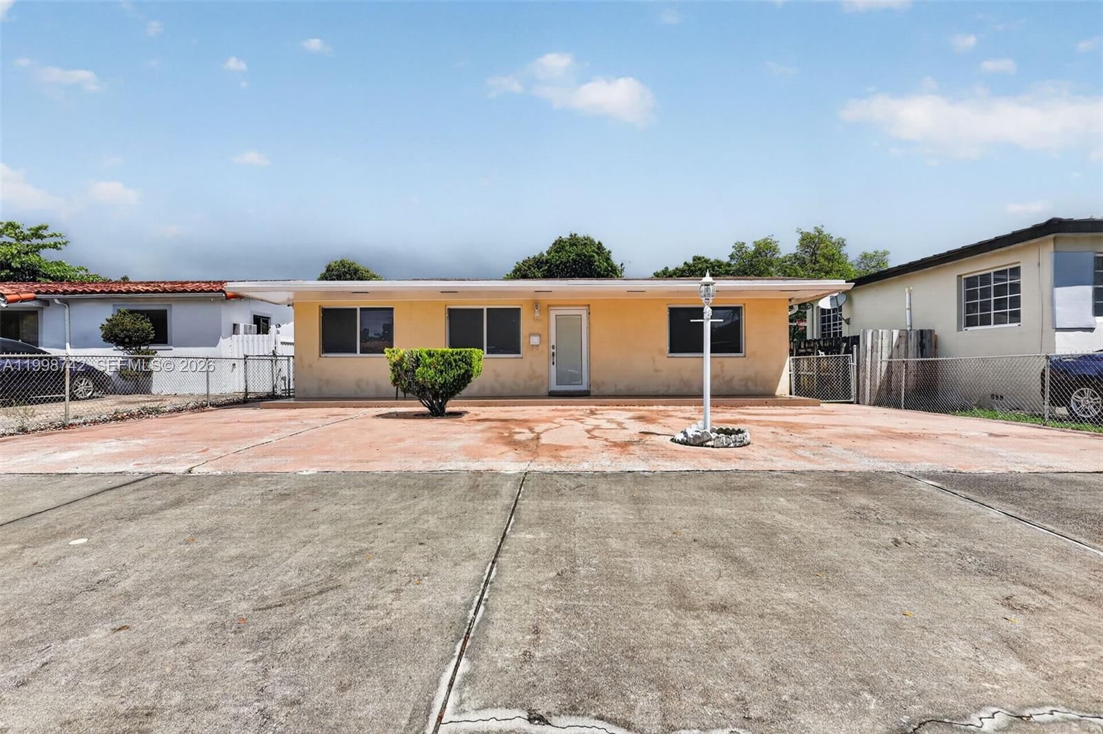 Real estate property located at 733 33rd St, Miami-dade, 2nd Rev Pl Of Industrial, Hialeah, FL