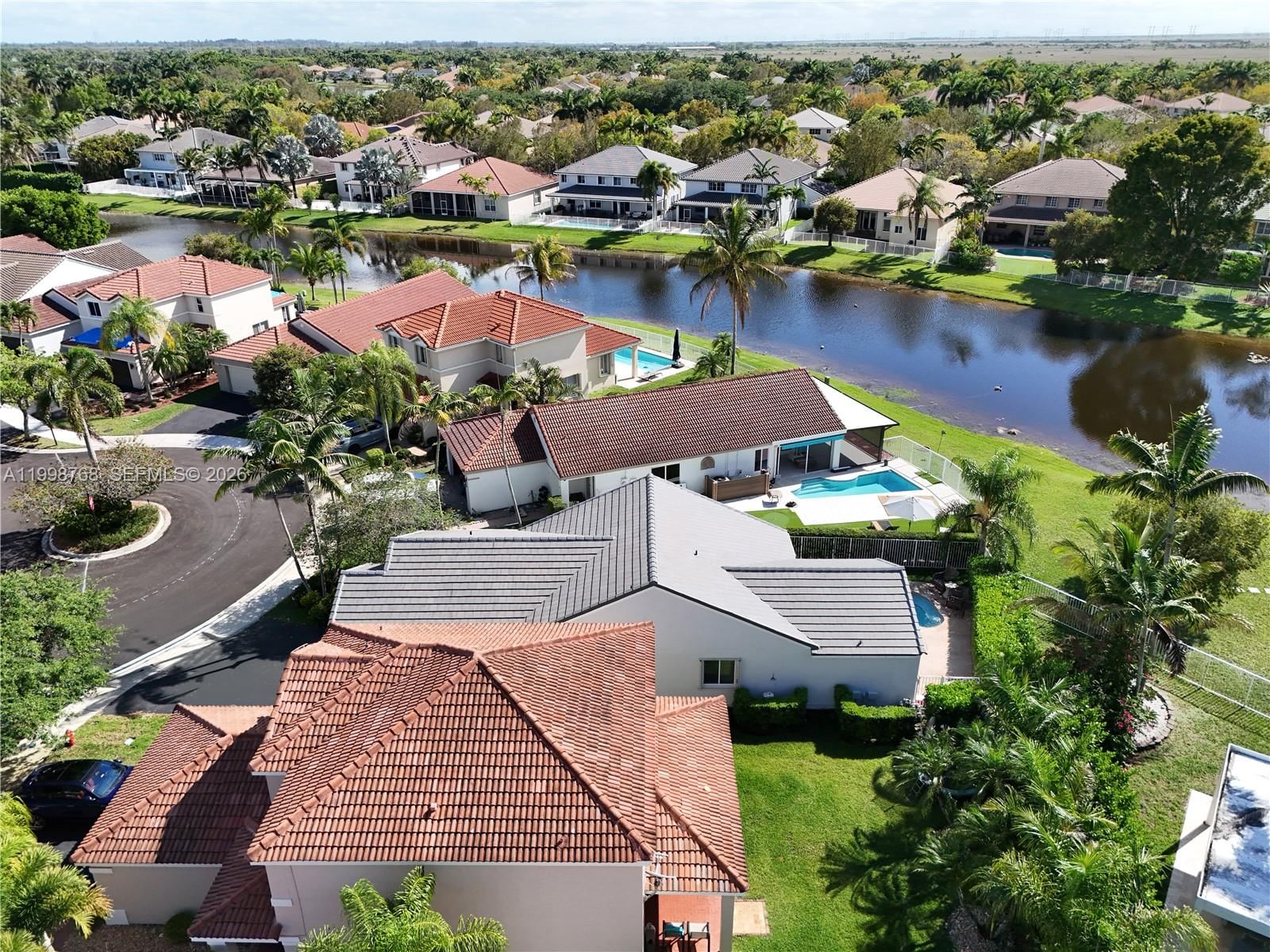 Real estate property located at 1413 Majesty Ter, Broward, Sector 2-parcels 21a 25 2, Weston, FL